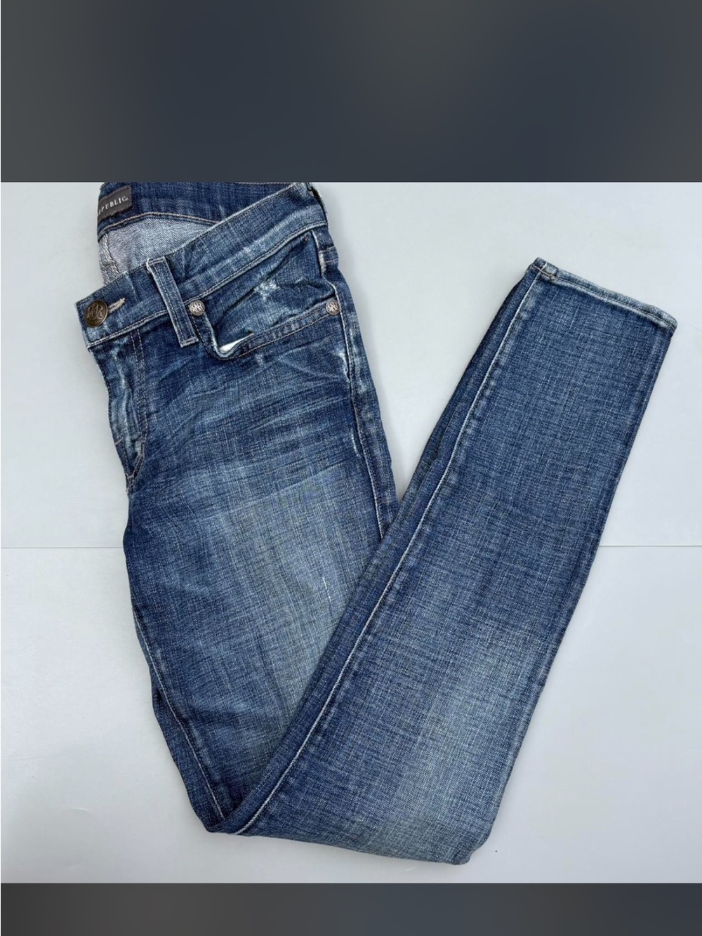 Rock & Republic Women's Skinny Jeans in Distressed Blue Wash